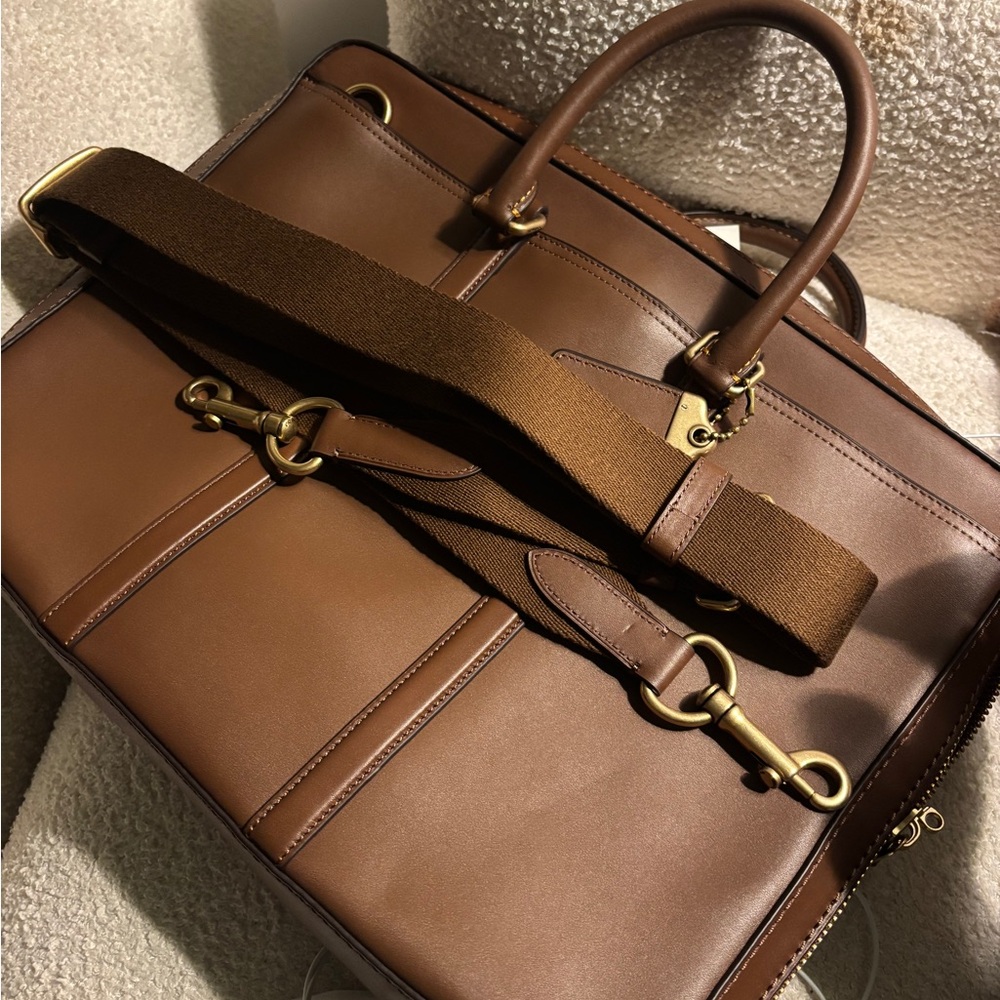 Coach Men's Brown Leather Briefcase with Gold Hardware - Picture 4 of 7